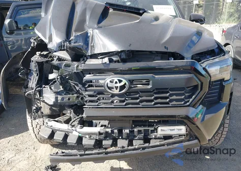 2024 Toyota Tacoma Trd Sport 4Wd z USA, uszkodzony, nr VIN 3TMLB5JN4RM080833